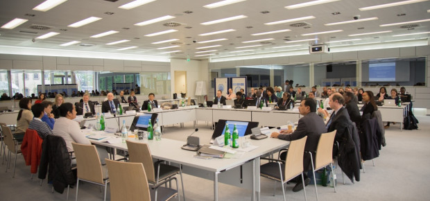 Image of Excom 5